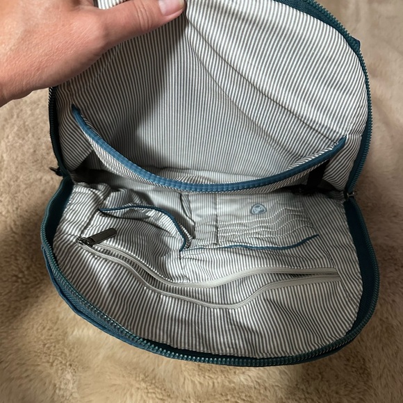 Travelon Anti-theft Stylish Blue Backpack for Women Travel - Picture 3 of 6